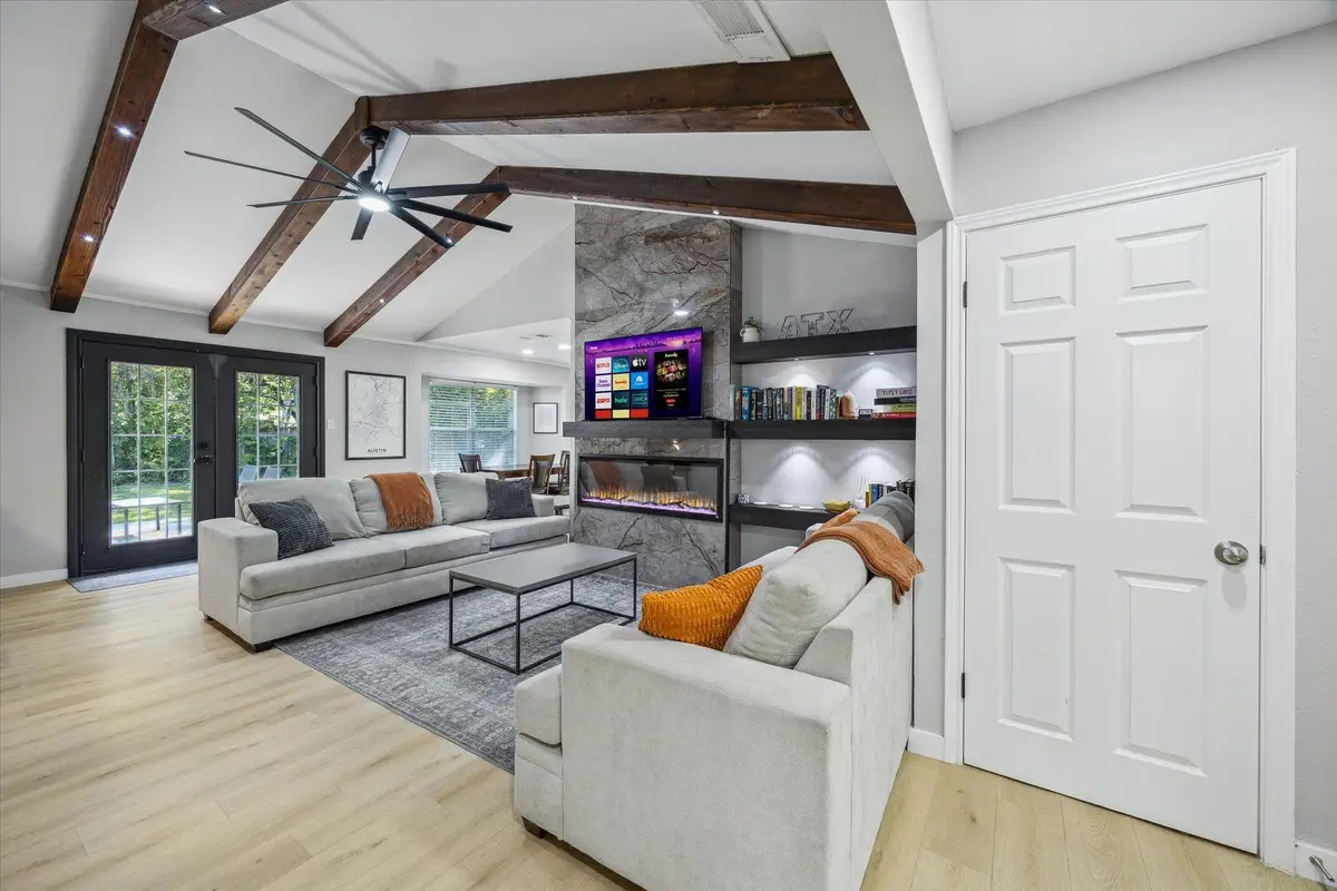 10414 Quail Ridge Dr, Austin, TX 78758 - Image #1