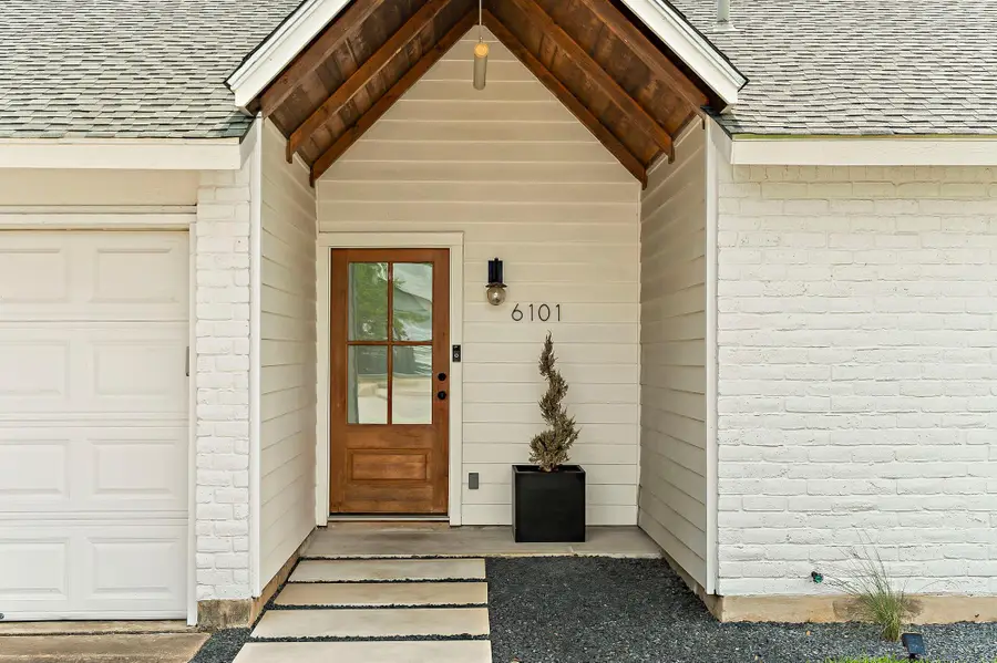 6101 Bridlington Cir, Austin, TX 78745 - Image #2