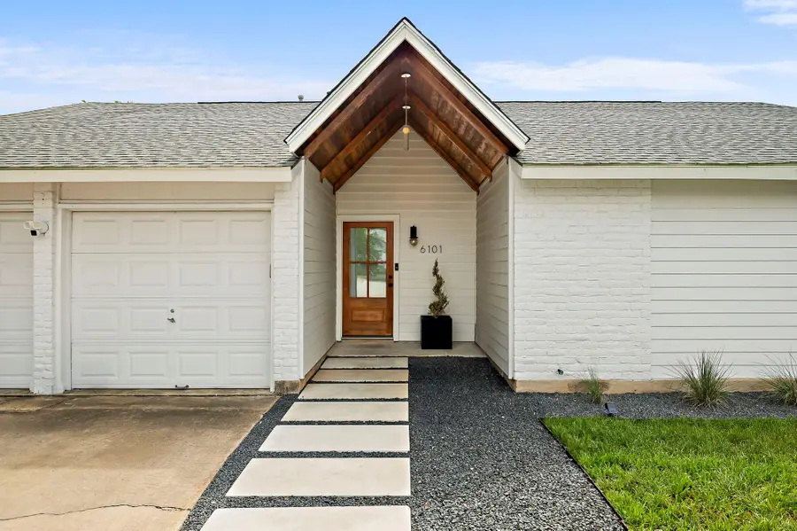 6101 Bridlington Cir, Austin, TX 78745 - Image #3