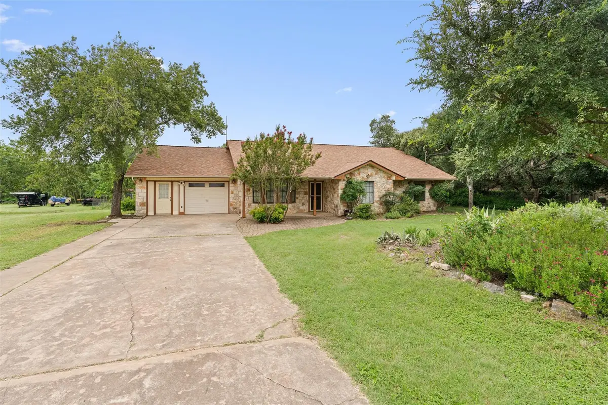 605 Oak Crest Ln, Georgetown, TX 78628 - #1