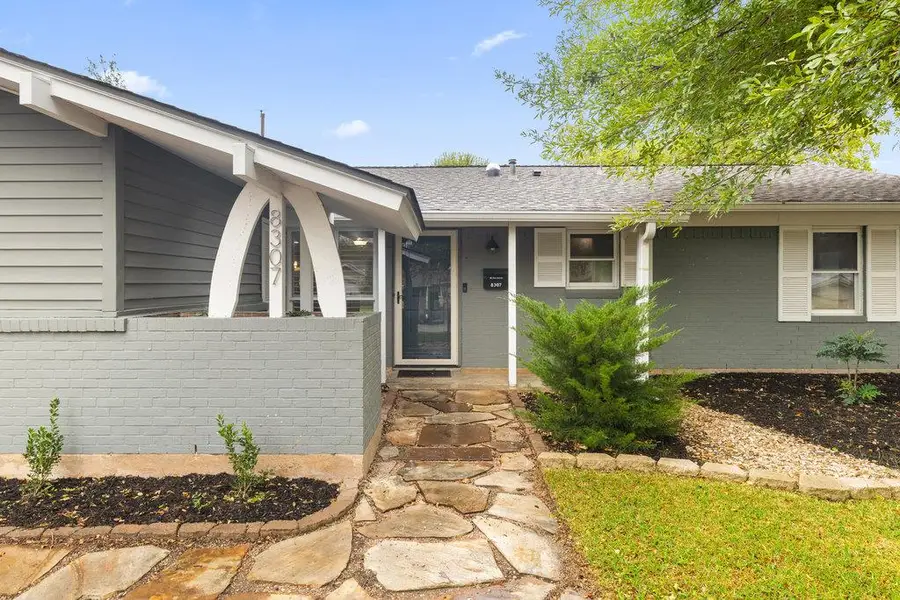 8307 Stillwood Ln, Austin, TX 78757 - Image #2