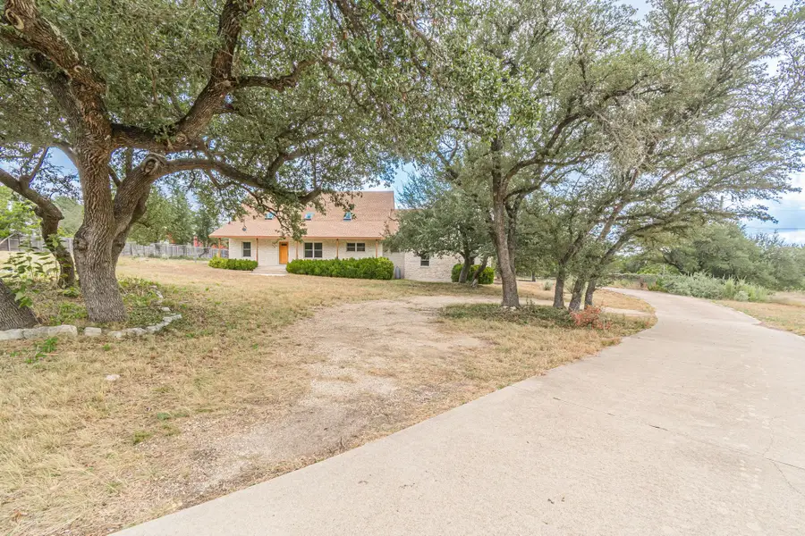 15 Tall Oaks Trl, Austin, TX 78737 - #2