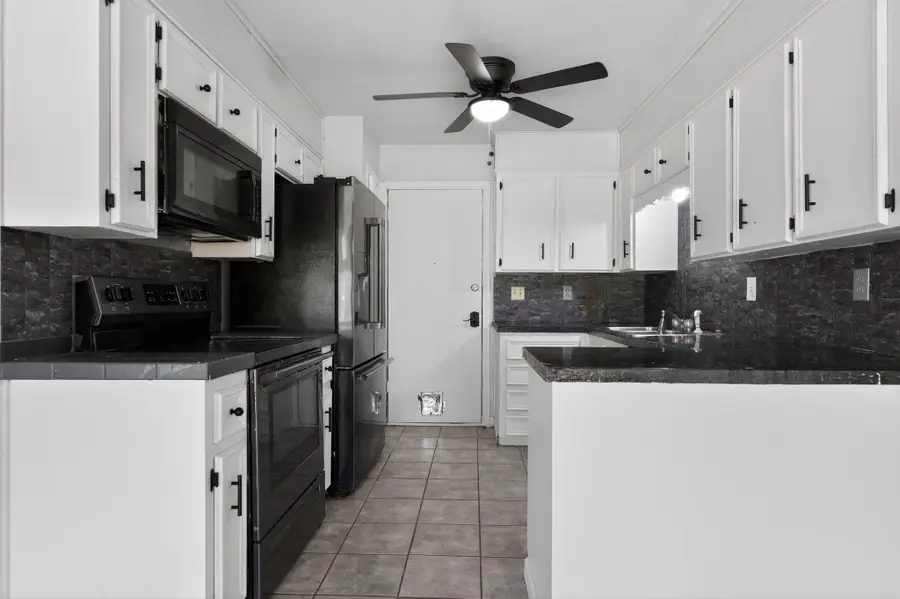 220 W Mockingbird Ln, Harker Heights, TX 76548 - Image #2