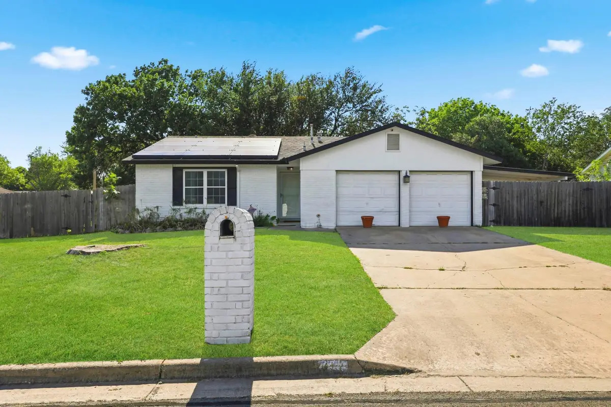 7106 Moat Cv, Austin, TX 78745 - #1