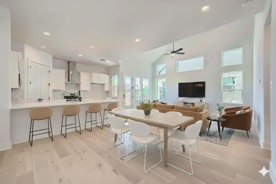 1531 N Red Bud Ln #33, Round Rock, TX 78665 - Image #2