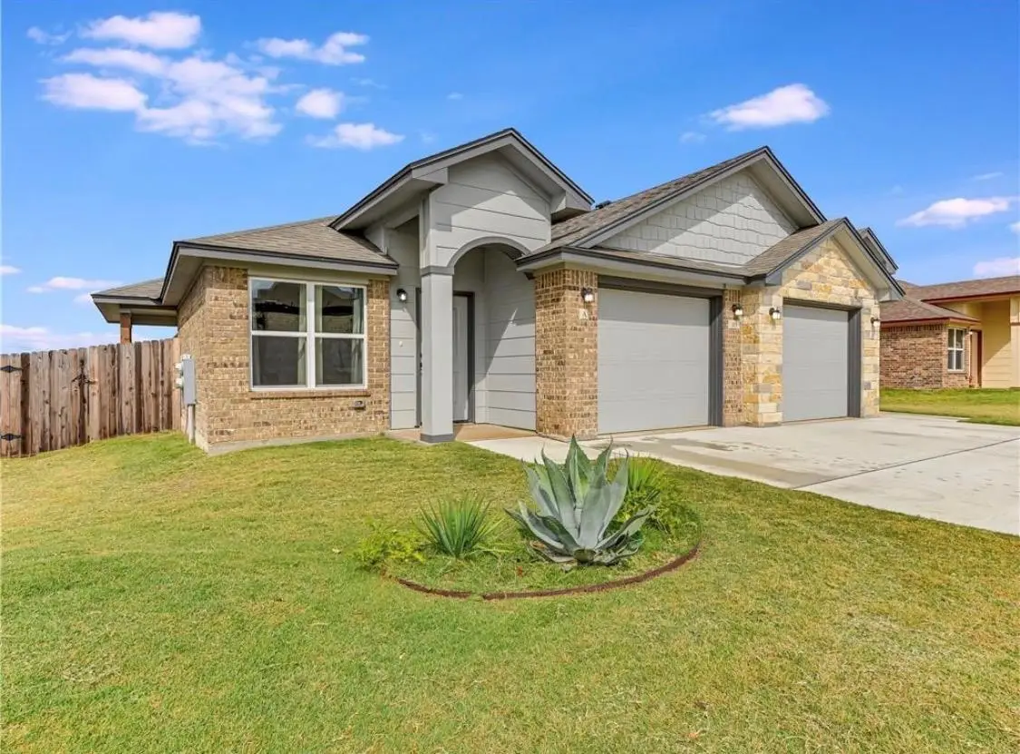 113 Calvin Smith Ln, Jarrell, TX 76537 - Image #1