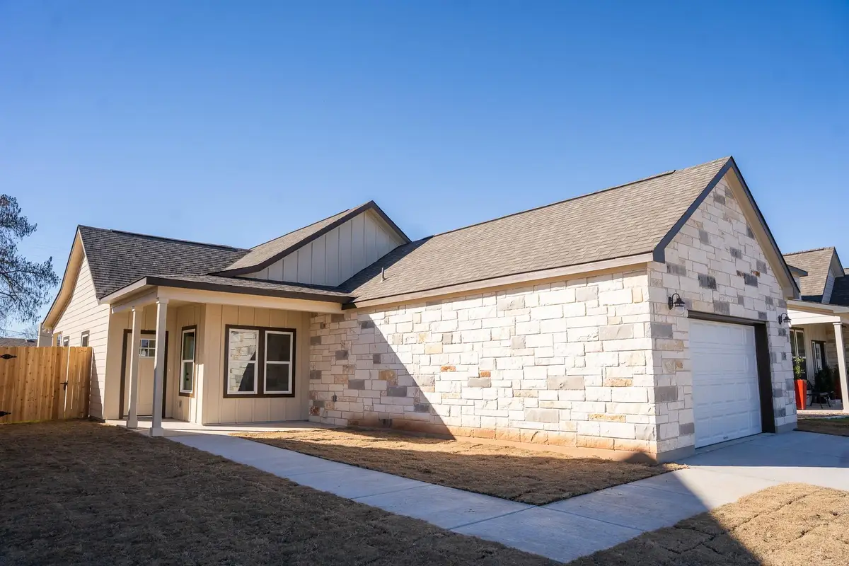 315 String Prairie Way, Smithville, TX 78957 - Image #1