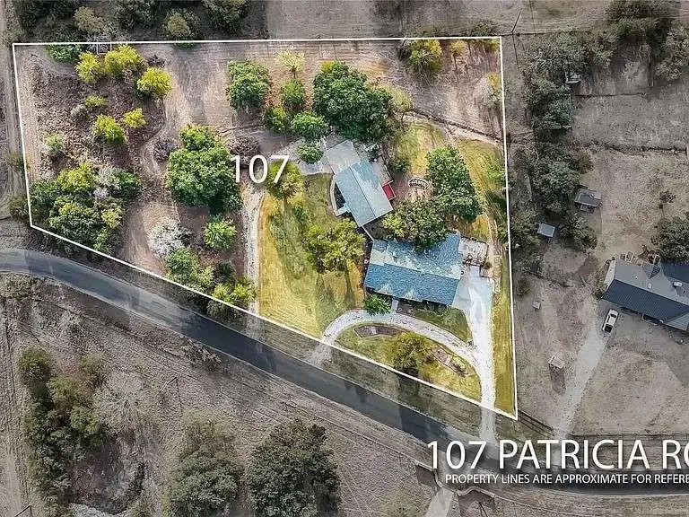 107 Patricia Rd, Georgetown, TX 78628 - Image #2