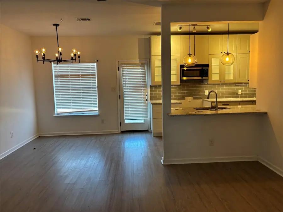 108 Shenandoah Trl, Elgin, TX 78621 - #2