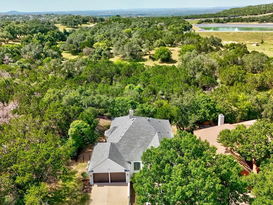 9902 Scenic Bluff Dr, Austin, TX 78733 - Image #2