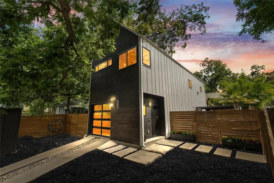 2214 Garden St #1 & 2, Austin, TX 78702 - #2