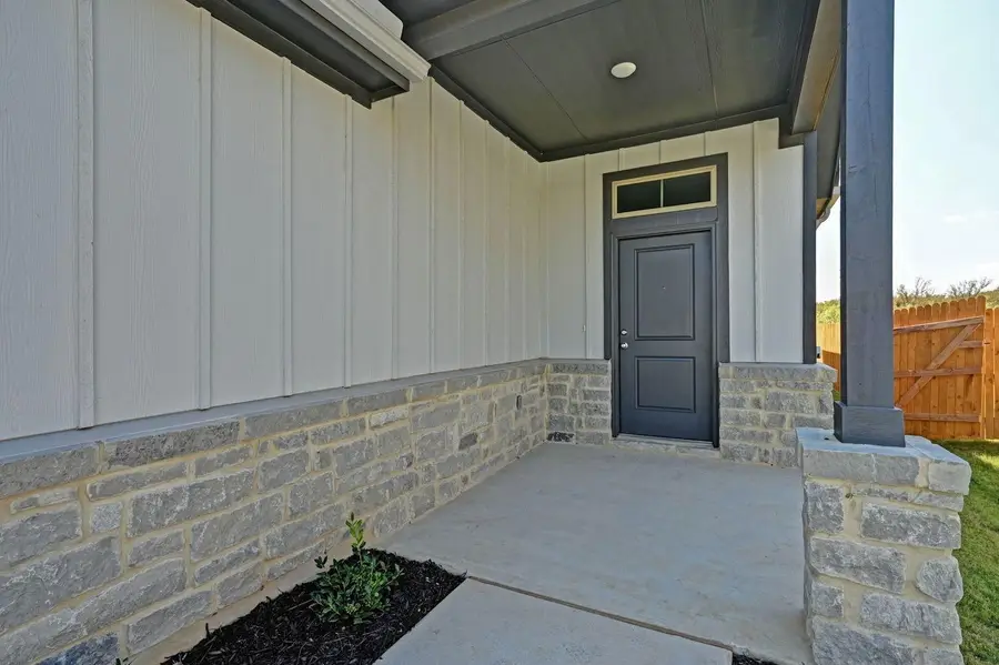 270 Bendecido Loop, Elgin, TX 78621 - Image #3