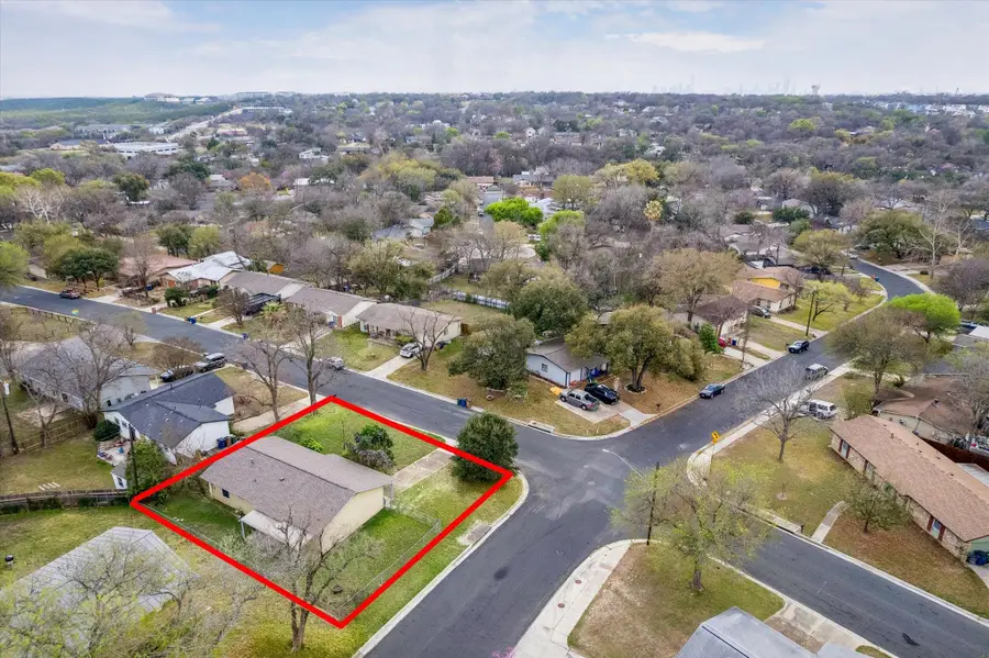6811 Wake Forest Ln, Austin, TX 78723 - #2