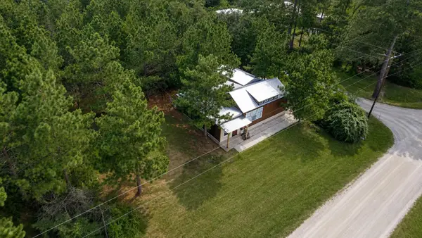 259 Pinehill Dr, Bastrop, TX 78602