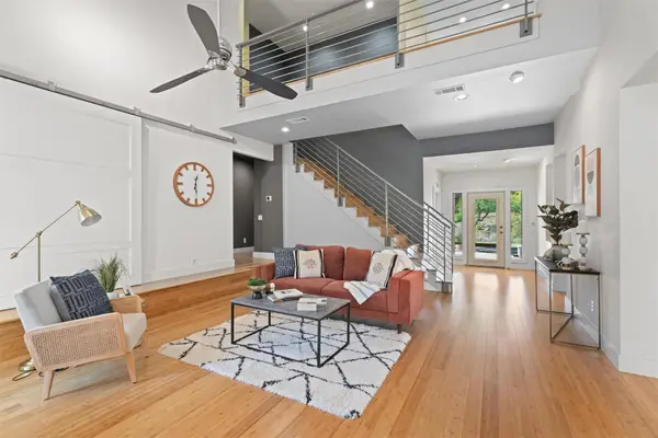 33 Long Creek Rd, Austin, TX 78737