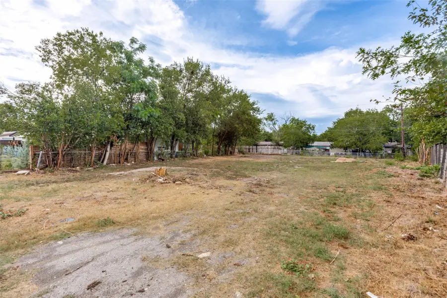 6806 Cruz St, Austin, TX 78741 - Image #3