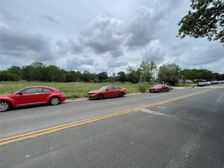 904 Battle Bend Blvd, Austin, TX 78745 - #2