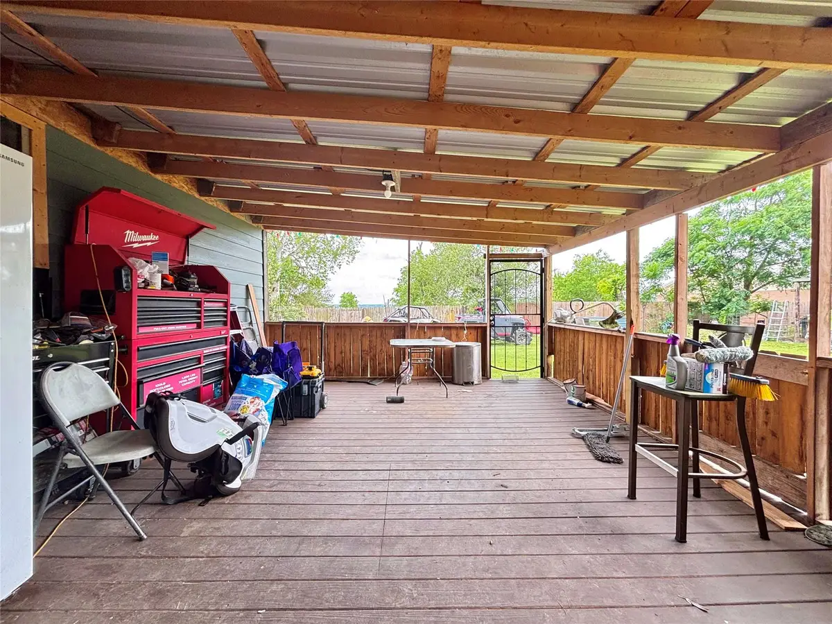400 S Elliott St, Thorndale, TX 76577 - #1