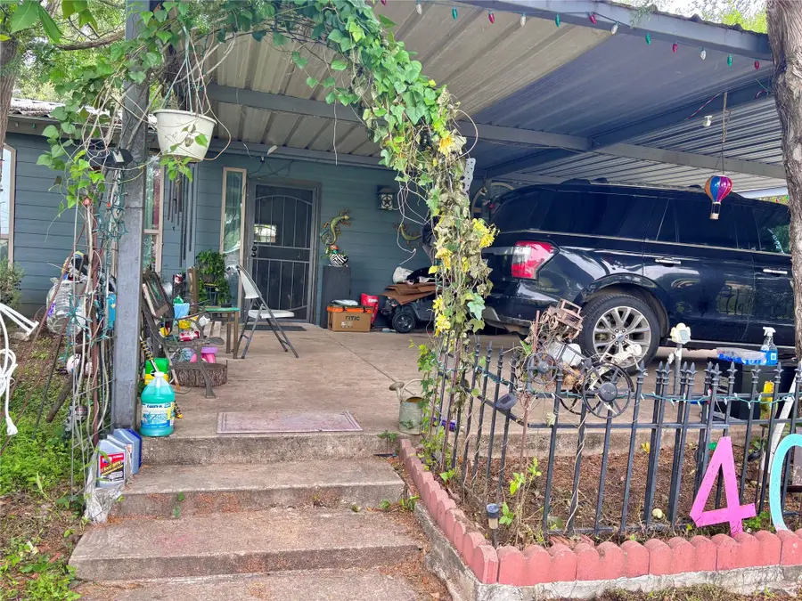 400 S Elliott St, Thorndale, TX 76577 - #2