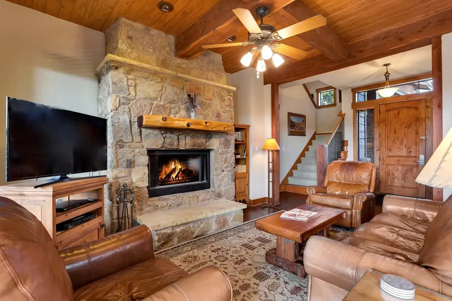 7412 Calming Ct, Jonestown, TX 78645 - #2