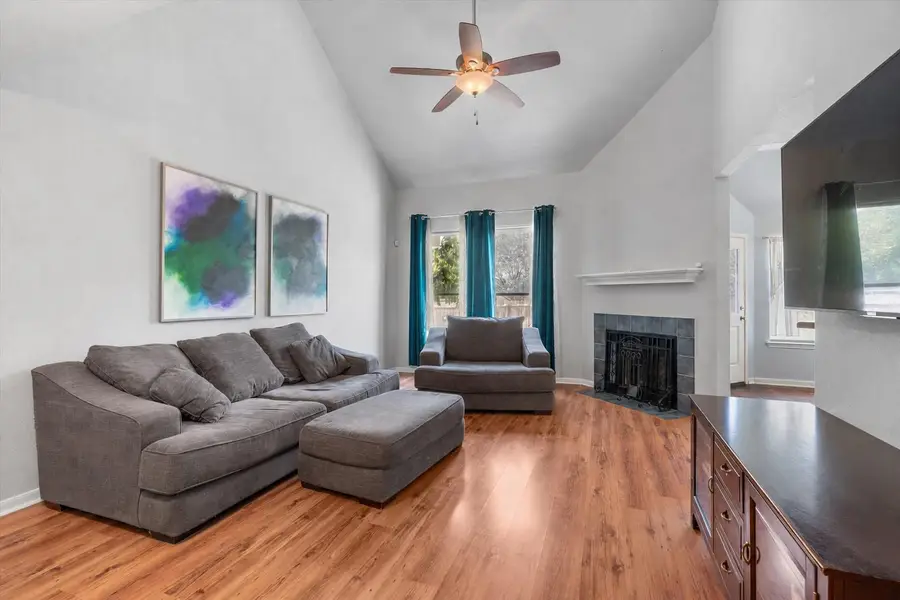 112 Dogwood Dr, Georgetown, TX 78626 - #2