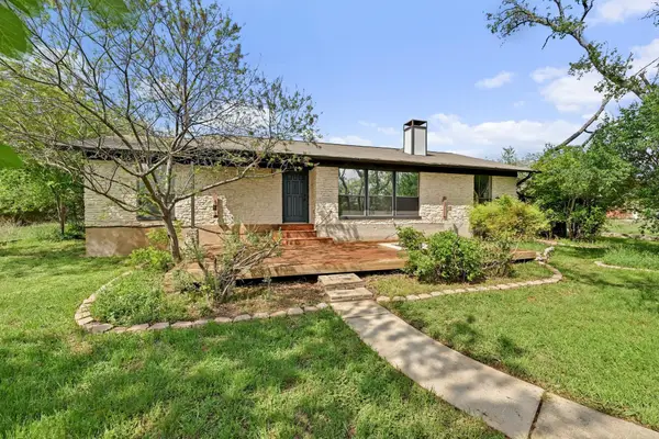 21506 Horseshoe Loop, Lago Vista, TX 78645
