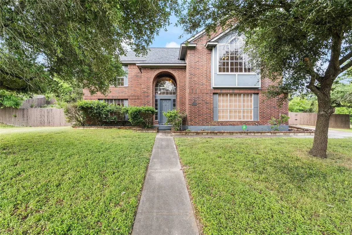 8301 Landsman Dr, Austin, TX 78736 - #1