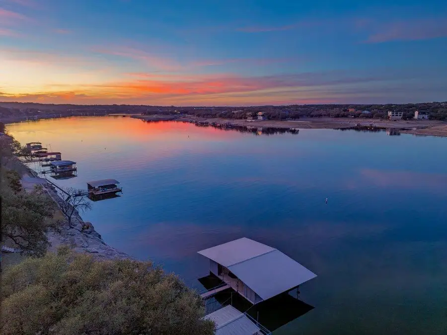 21008 W Lakeshore Dr, Spicewood, TX 78669 - #3