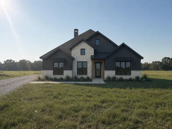 1048 Barth Rd, Dale, TX 78616