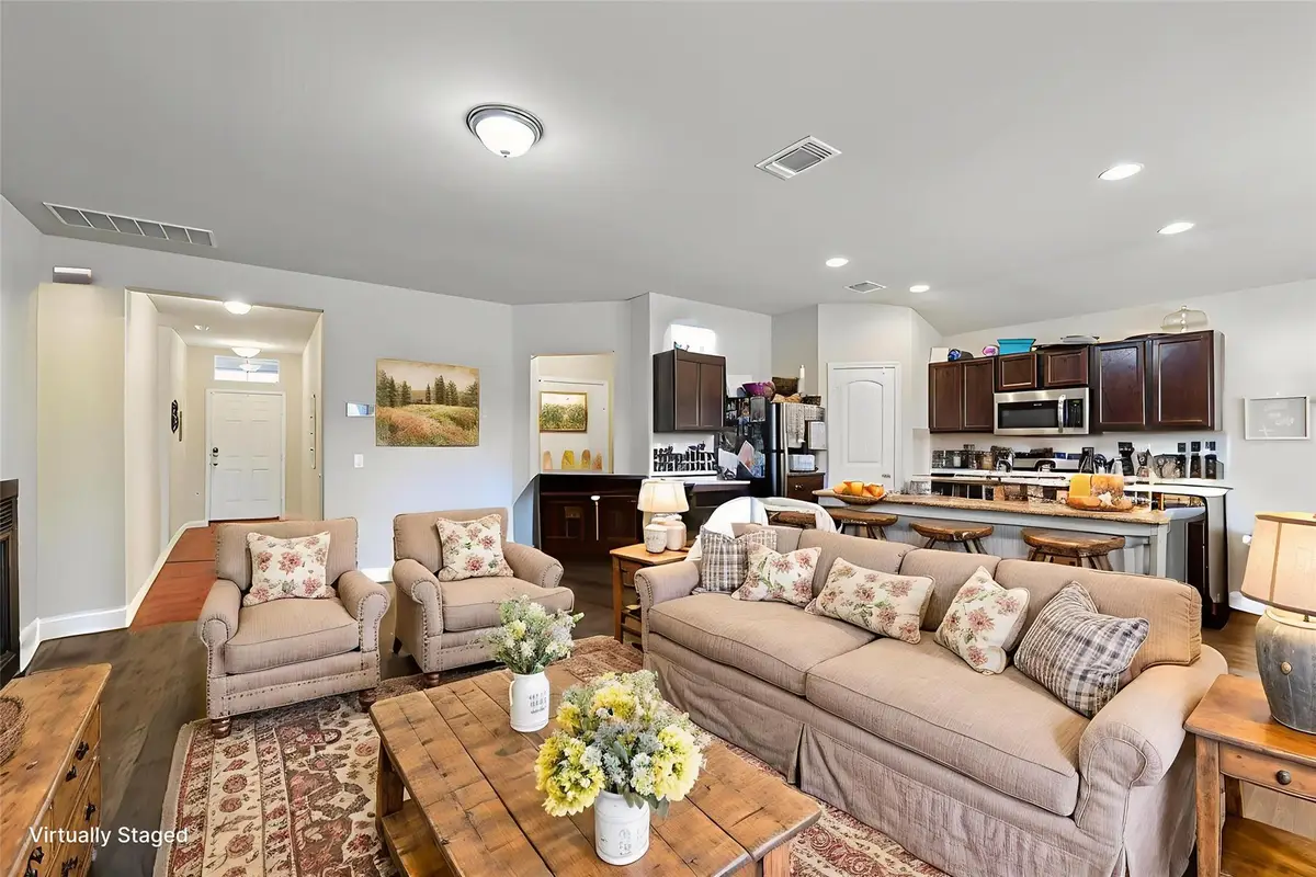 109 San Bernard Trl, Hutto, TX 78634 - #1