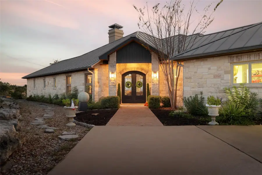 8075 Mount Sharp Rd, Wimberley, TX 78676 - #3