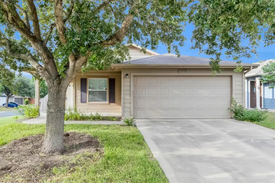 1209 Anise Dr, Austin, TX 78741 - #2