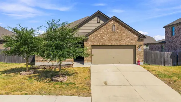 1703 Henbit Ln, Lockhart, TX 78644