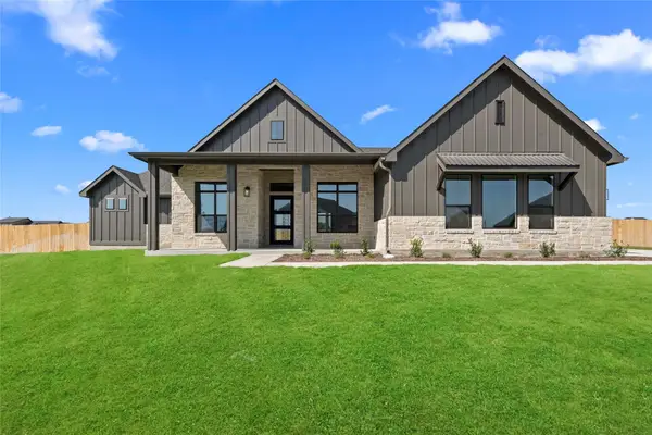6631 King Oaks Blvd, Salado, TX 76571