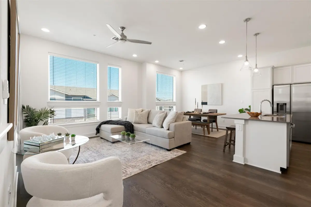 2050 Lohmans Spur Rd #2203, Lakeway, TX 78734 - Image #1