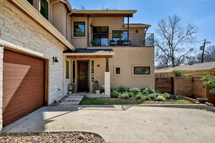 3907 Bailey Ln, Austin, TX 78756 - #3