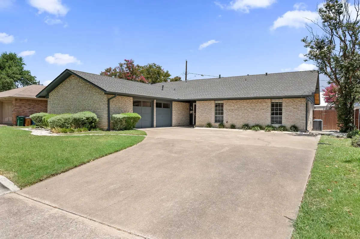 2712 Thrushwood Dr, Austin, TX 78757 - Image #1
