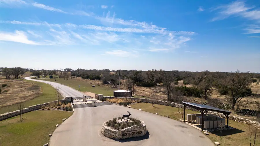 100 S Waterbuck Way, Lampasas, TX 76550 - #3
