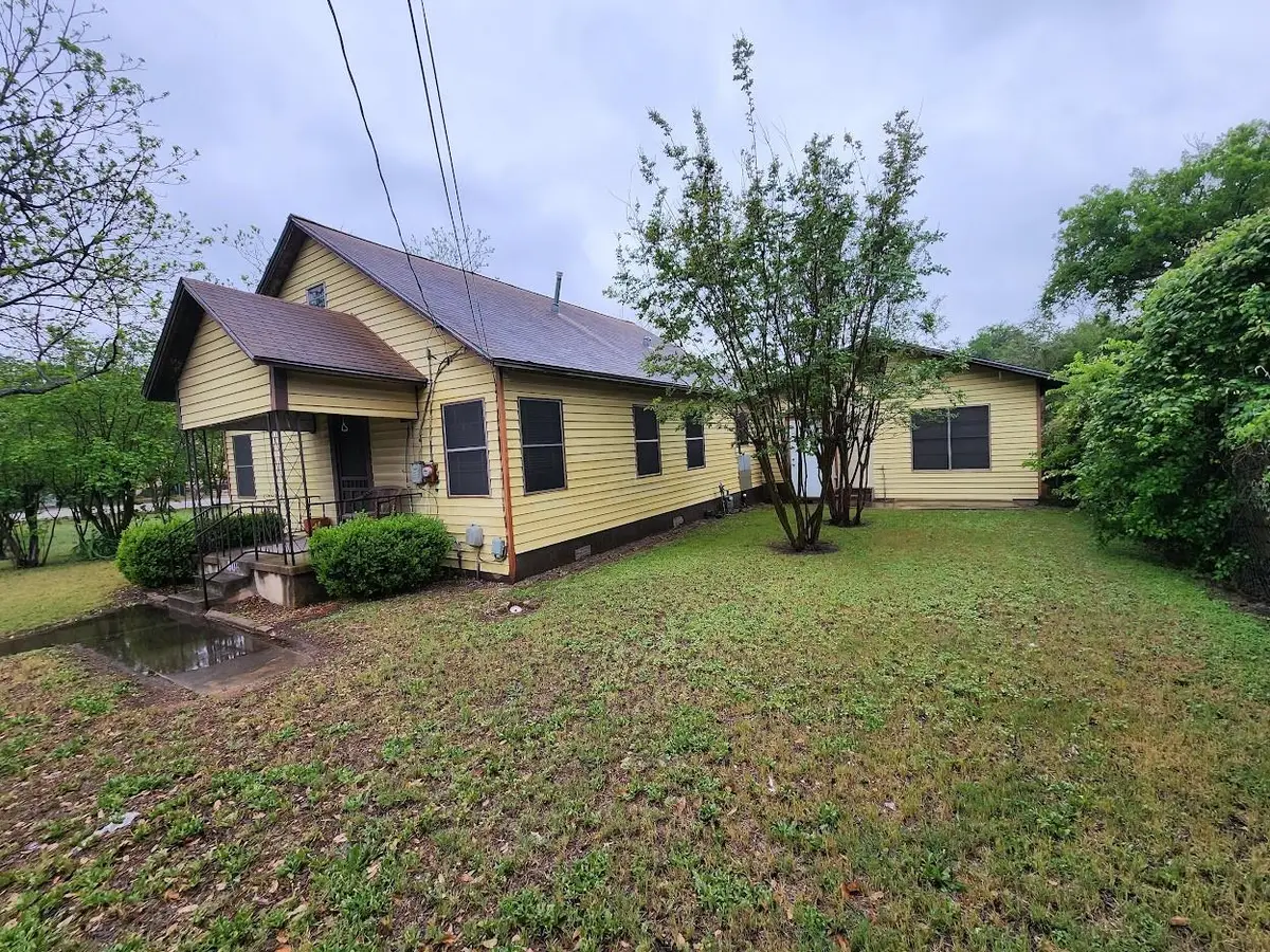 808 Montopolis Dr, Austin, TX 78741 - #1