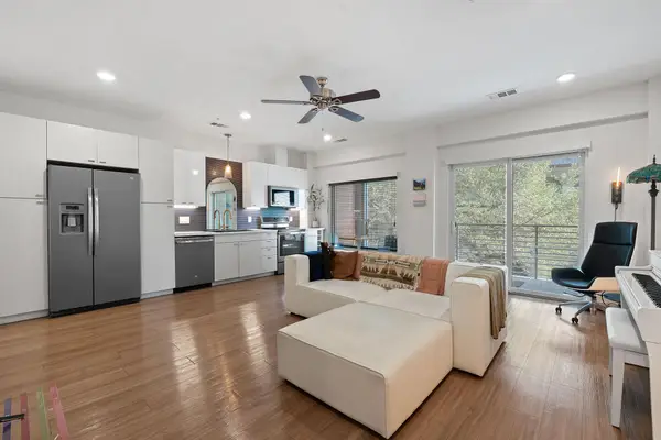 4361 S Congress Ave #322, Austin, TX 78745