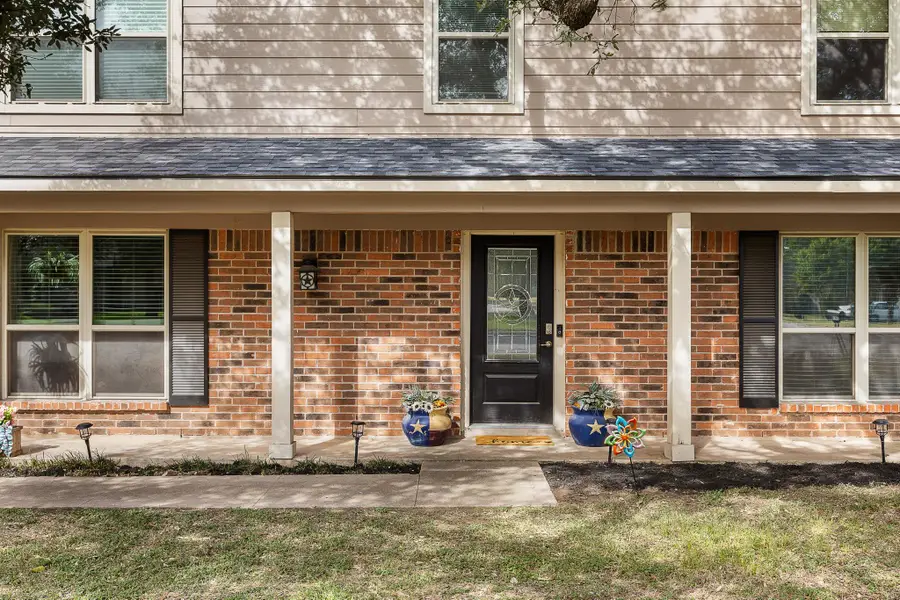 2300 Oakridge Dr, Round Rock, TX 78681 - #3