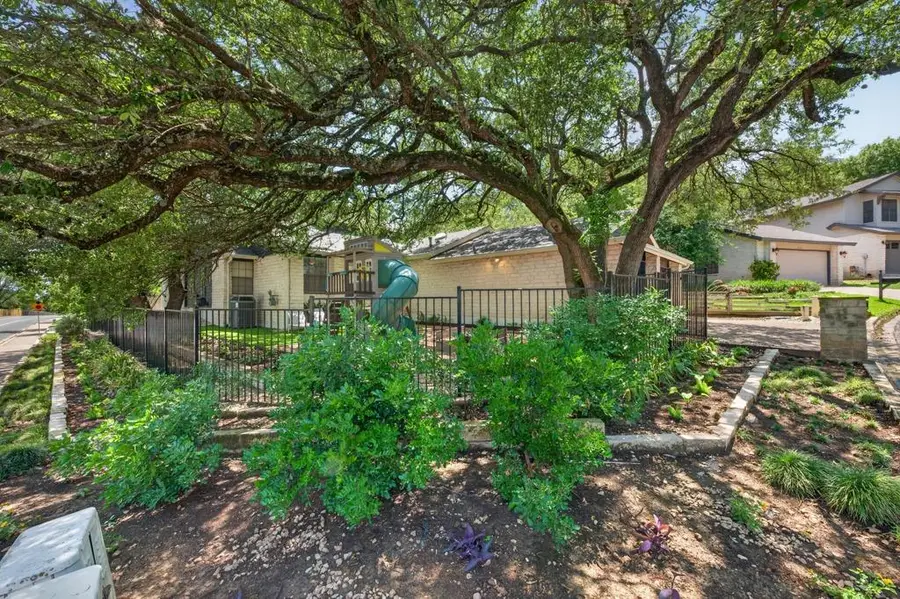 6501 Robbie Creek Cv, Austin, TX 78750 - #3