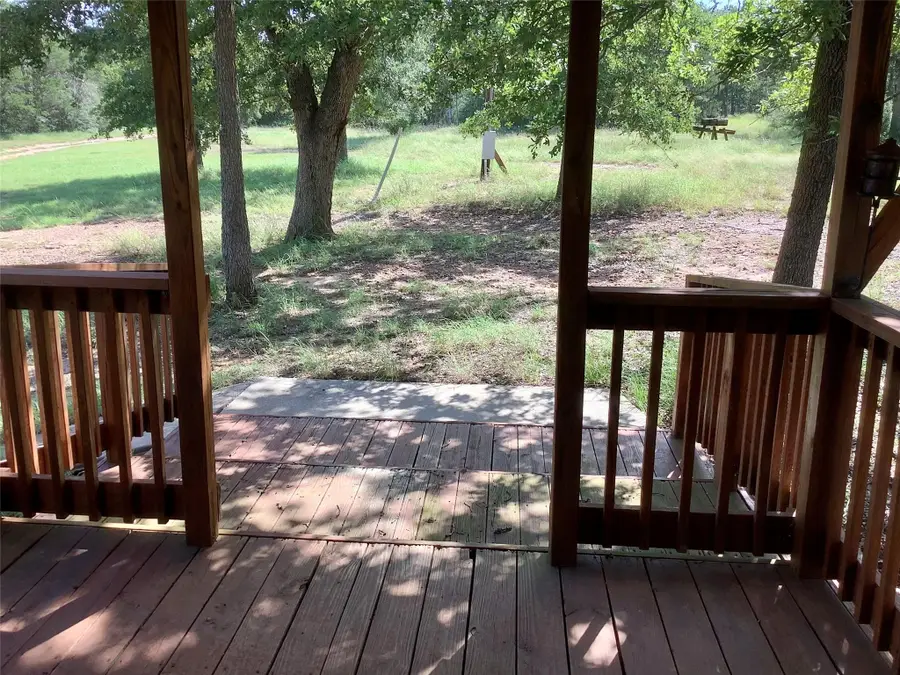 910 Antioch Rd, Paige, TX 78659 - Image #3