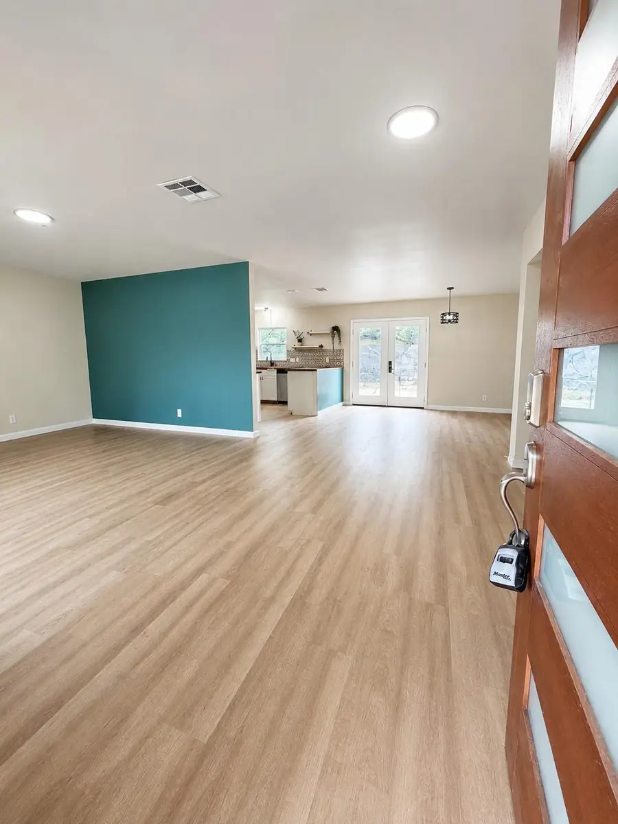 1807 Corona Dr, Austin, TX 78723 - #2