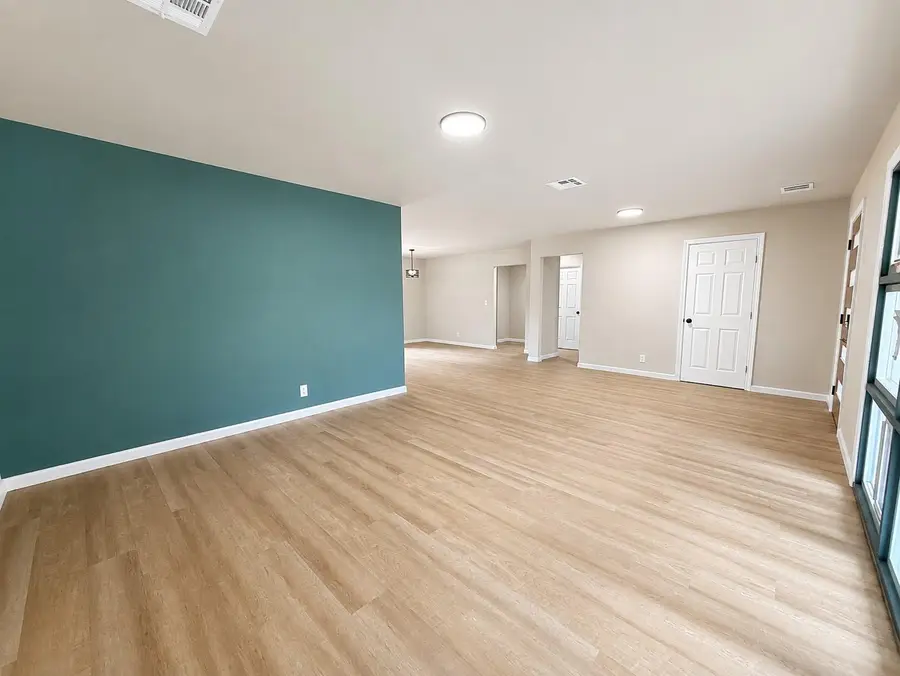 1807 Corona Dr, Austin, TX 78723 - #3