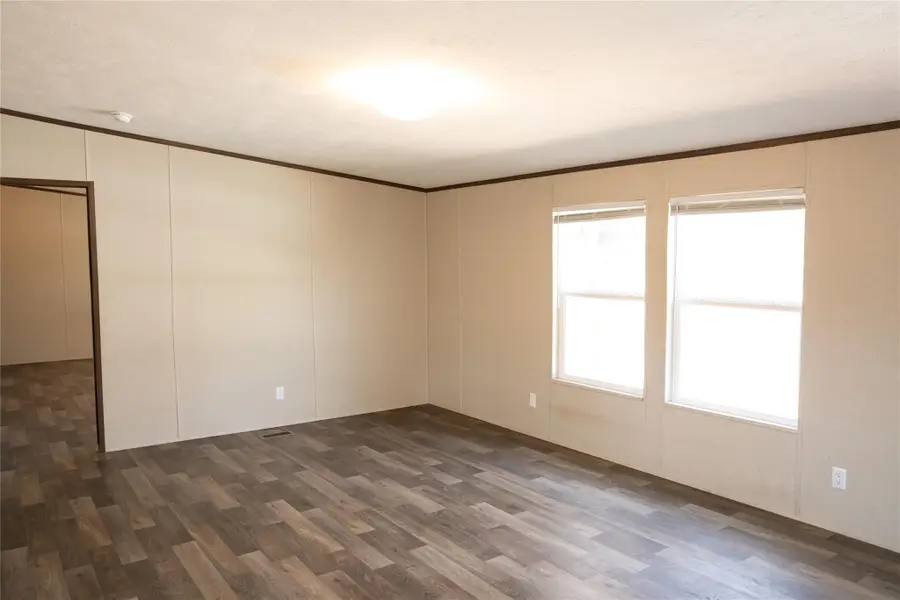 12899 Young Ln, Carmine, TX 78932 - #2