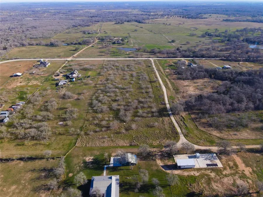 265 Linam Ln, Cedar Creek, TX 78612 - Image #2