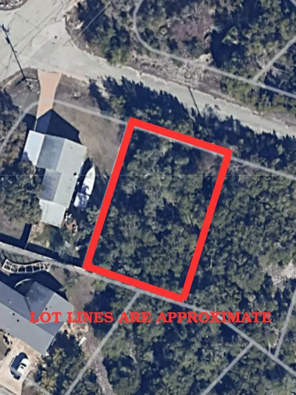 20809 Trapper Ln, Lago Vista, TX 78645