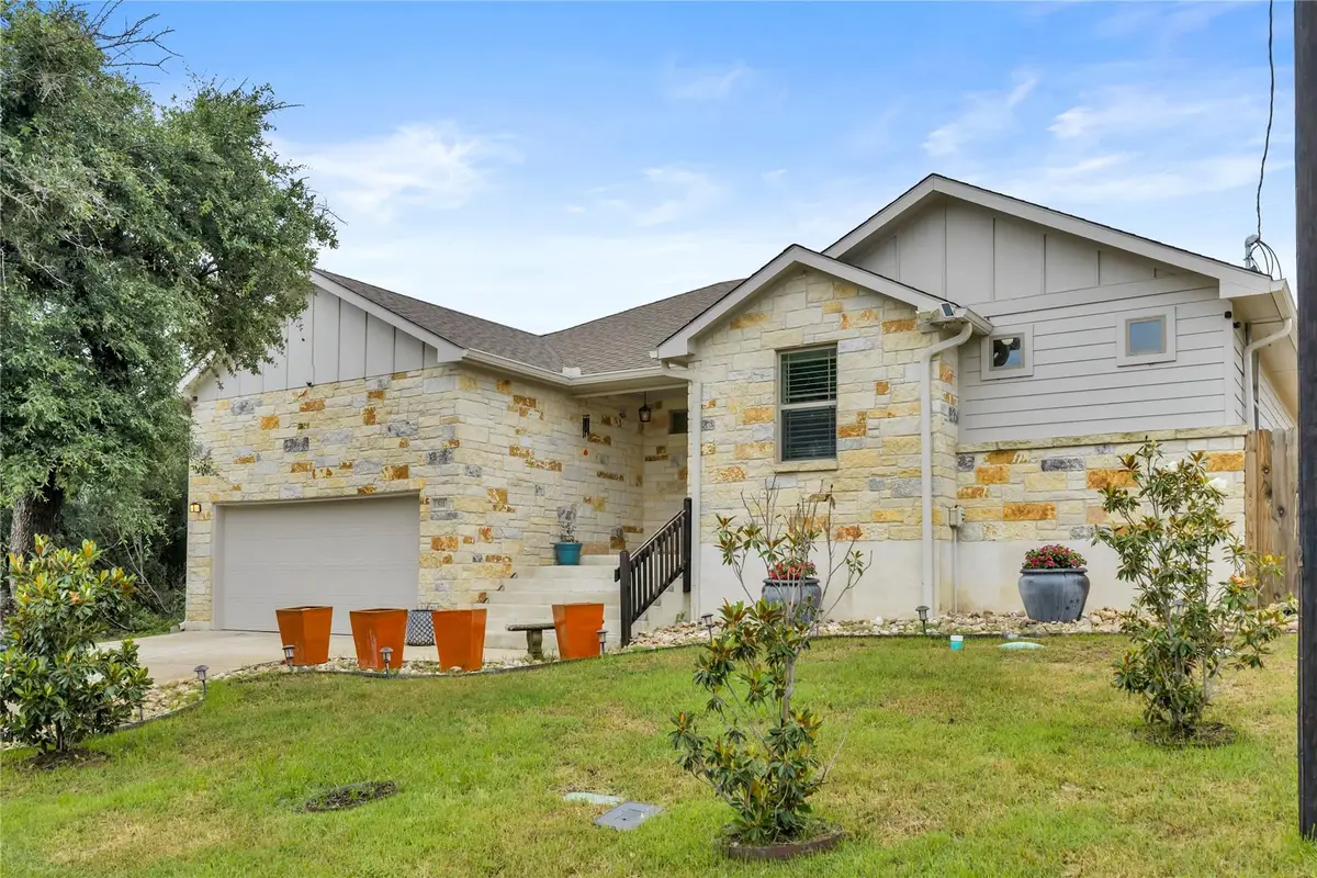 511 Taylor Dr, Horseshoe Bay, TX 78657 - #1
