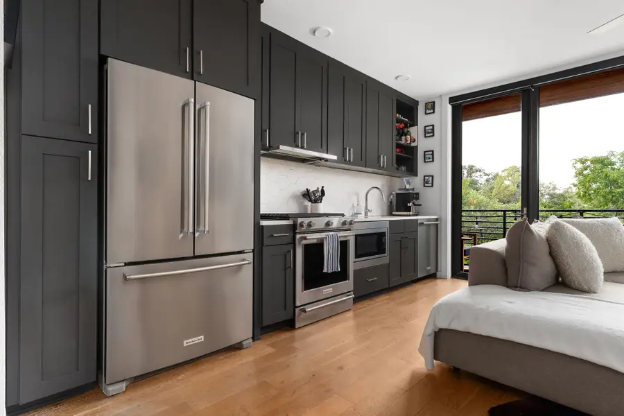 900 S 1st St #320, Austin, TX 78704 - #3